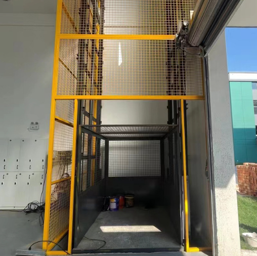 松溪导轨式升降机助力物流园破解运输难题